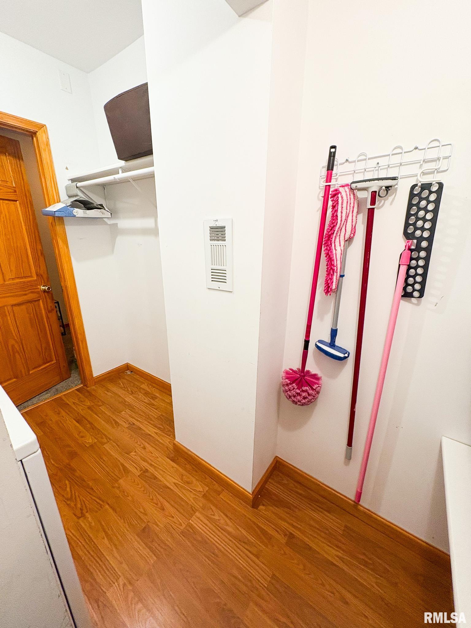 122 Fisk Street Goodfield, IL 61742 - Photo 41 of 61