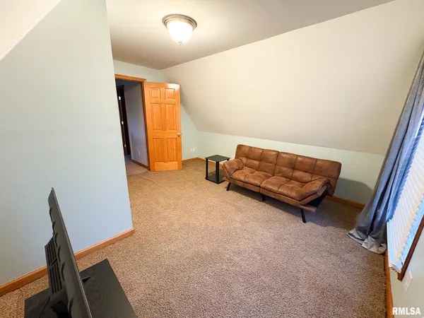 $254,900 | 122 Fisk Street, Goodfield, IL 61742