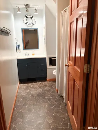 $254,900 | 122 Fisk Street, Goodfield, IL 61742