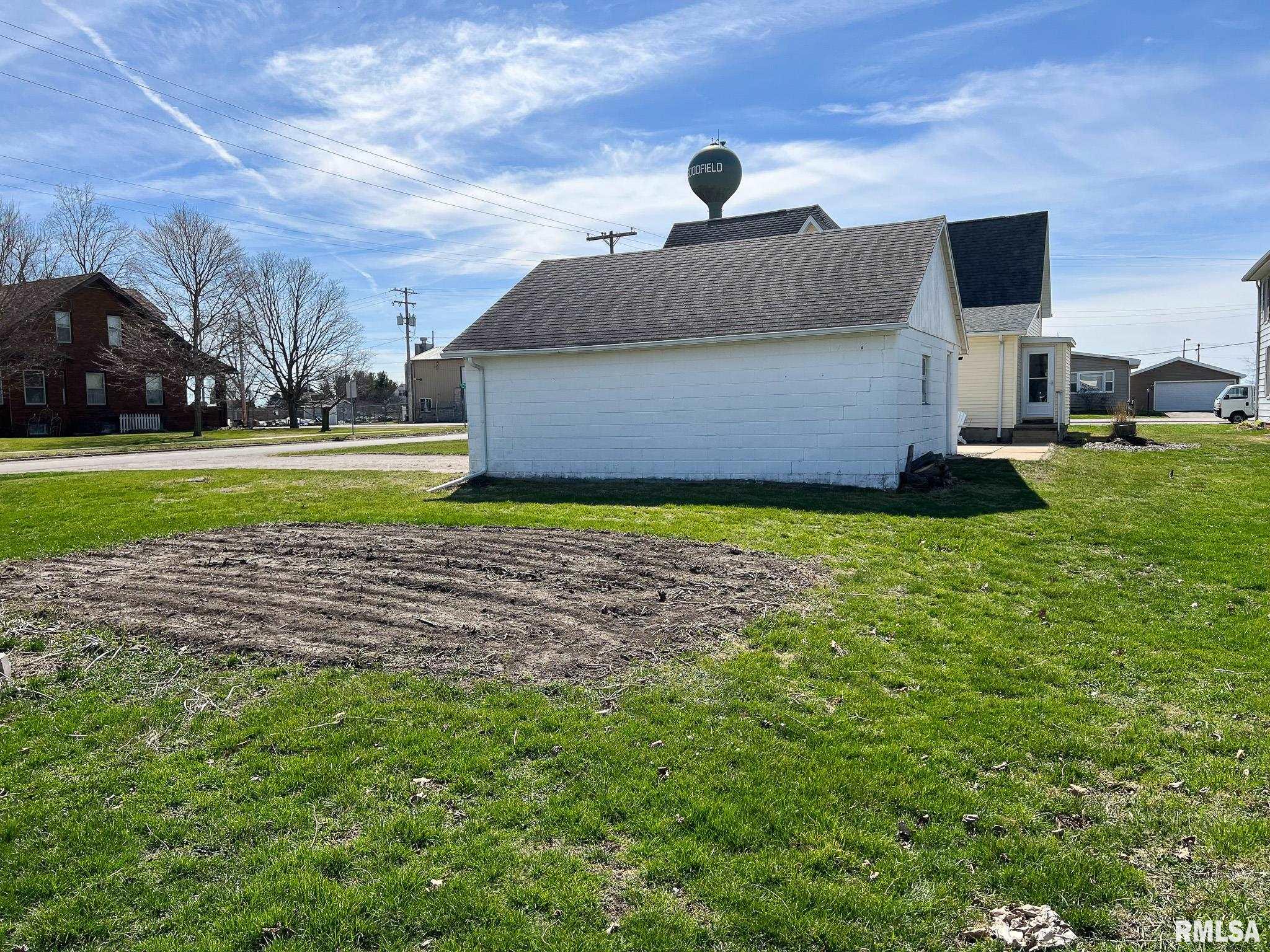 122 Fisk Street Goodfield, IL 61742 - Photo 9 of 61