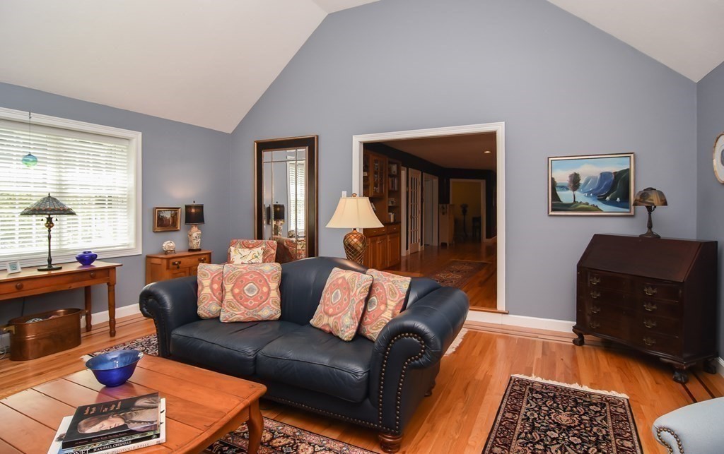 88 Taylor Road Marlborough, MA 01752 - Photo 16 of 41 Gallery Image 16