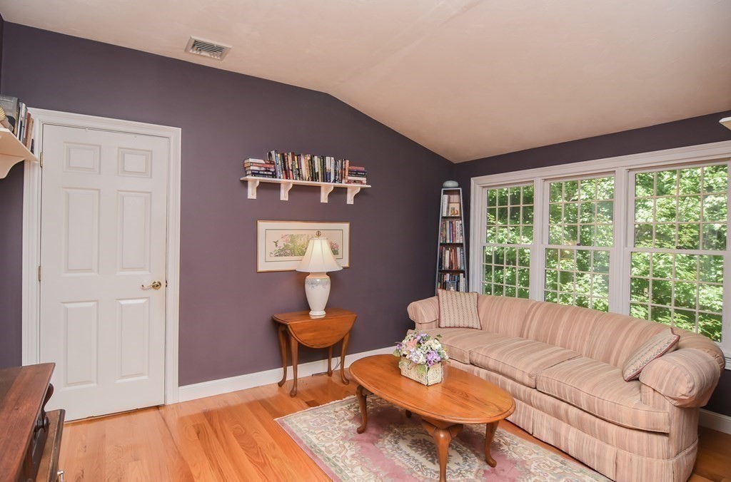 88 Taylor Road Marlborough, MA 01752 - Photo 22 of 41 Gallery Image 22