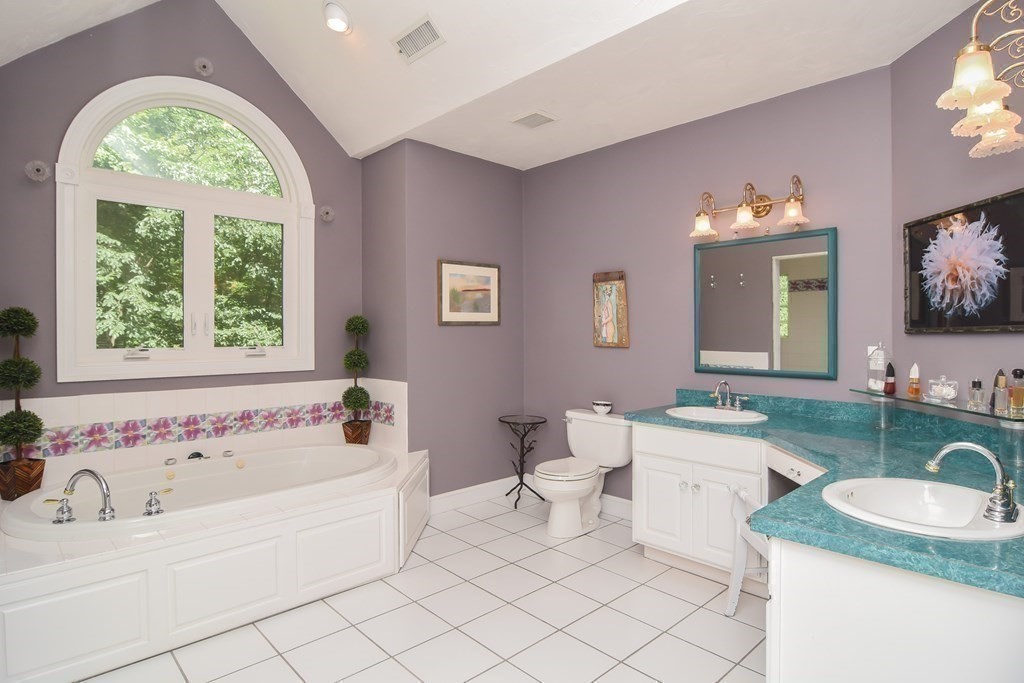 88 Taylor Road Marlborough, MA 01752 - Photo 25 of 41 Gallery Image 25