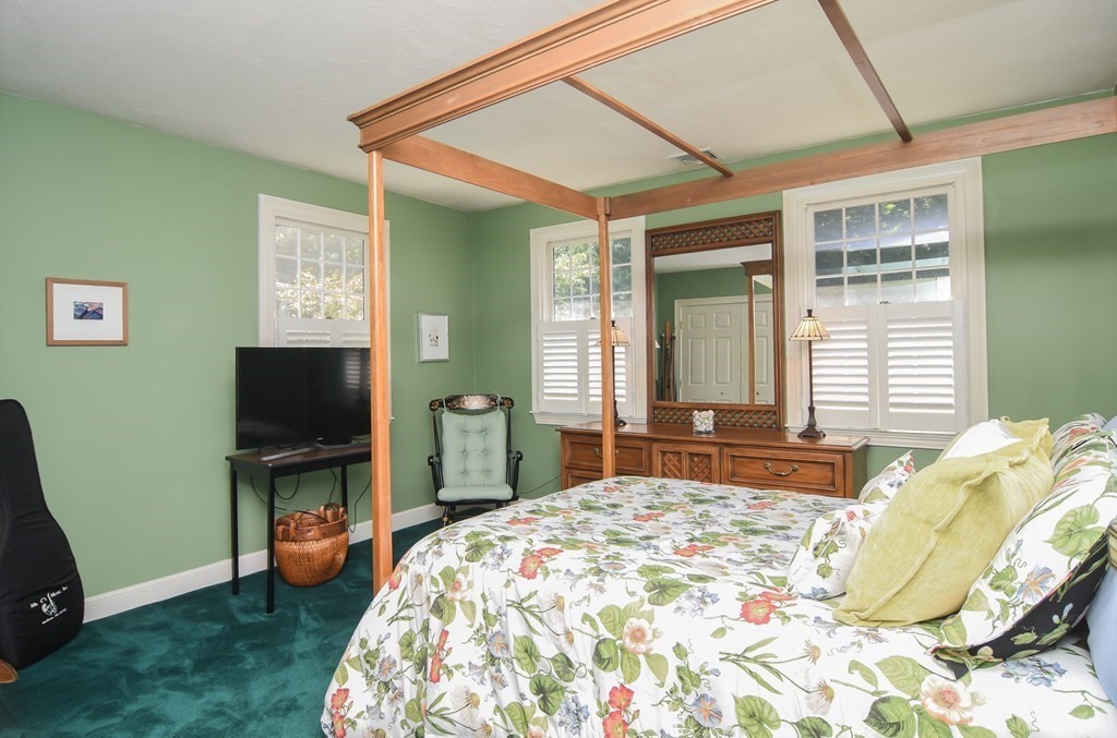 88 Taylor Road Marlborough, MA 01752 - Photo 30 of 41 Gallery Image 30