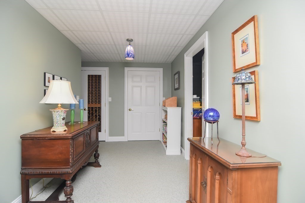 88 Taylor Road Marlborough, MA 01752 - Photo 39 of 41 Gallery Image 39