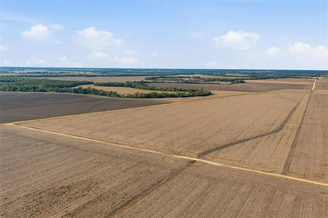 $1,295,068 | 264 County Road 264, Cameron, TX 76520