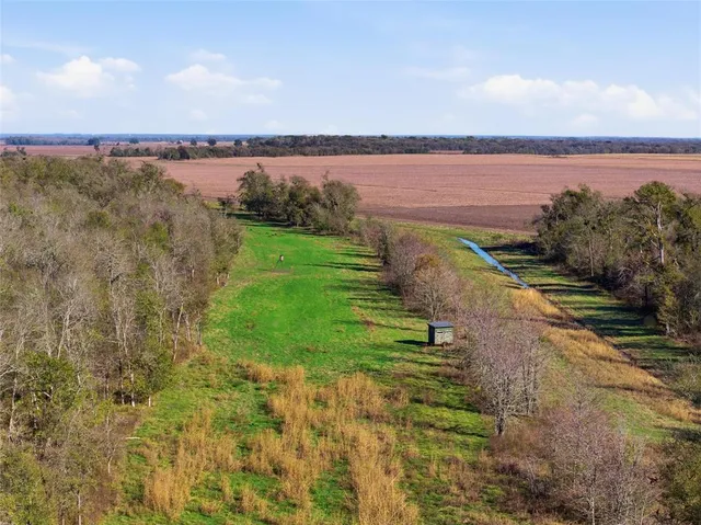 $1,295,068 | 264 County Road 264, Cameron, TX 76520