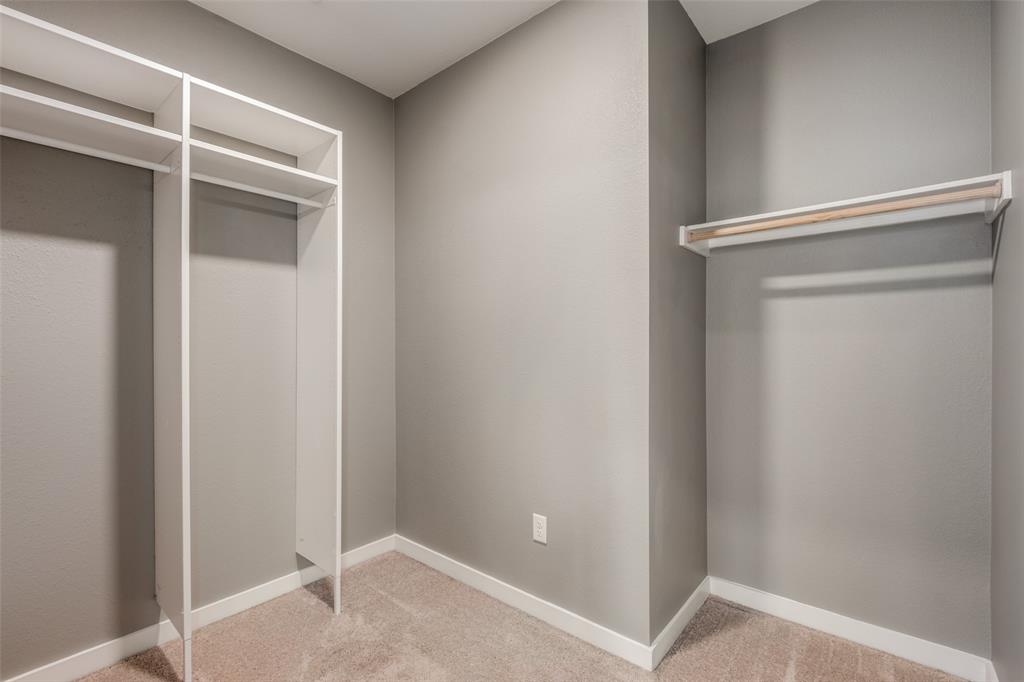 349 Tonga Street Dallas, TX 75203 - Photo 28 of 40 a view of an empty room