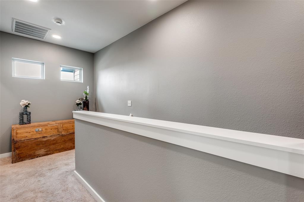 349 Tonga Street Dallas, TX 75203 - Photo 34 of 40 a view of room