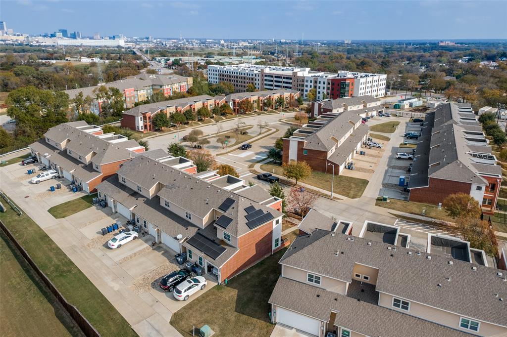 349 Tonga Street Dallas, TX 75203 - Photo 38 of 40 an aerial view of a city