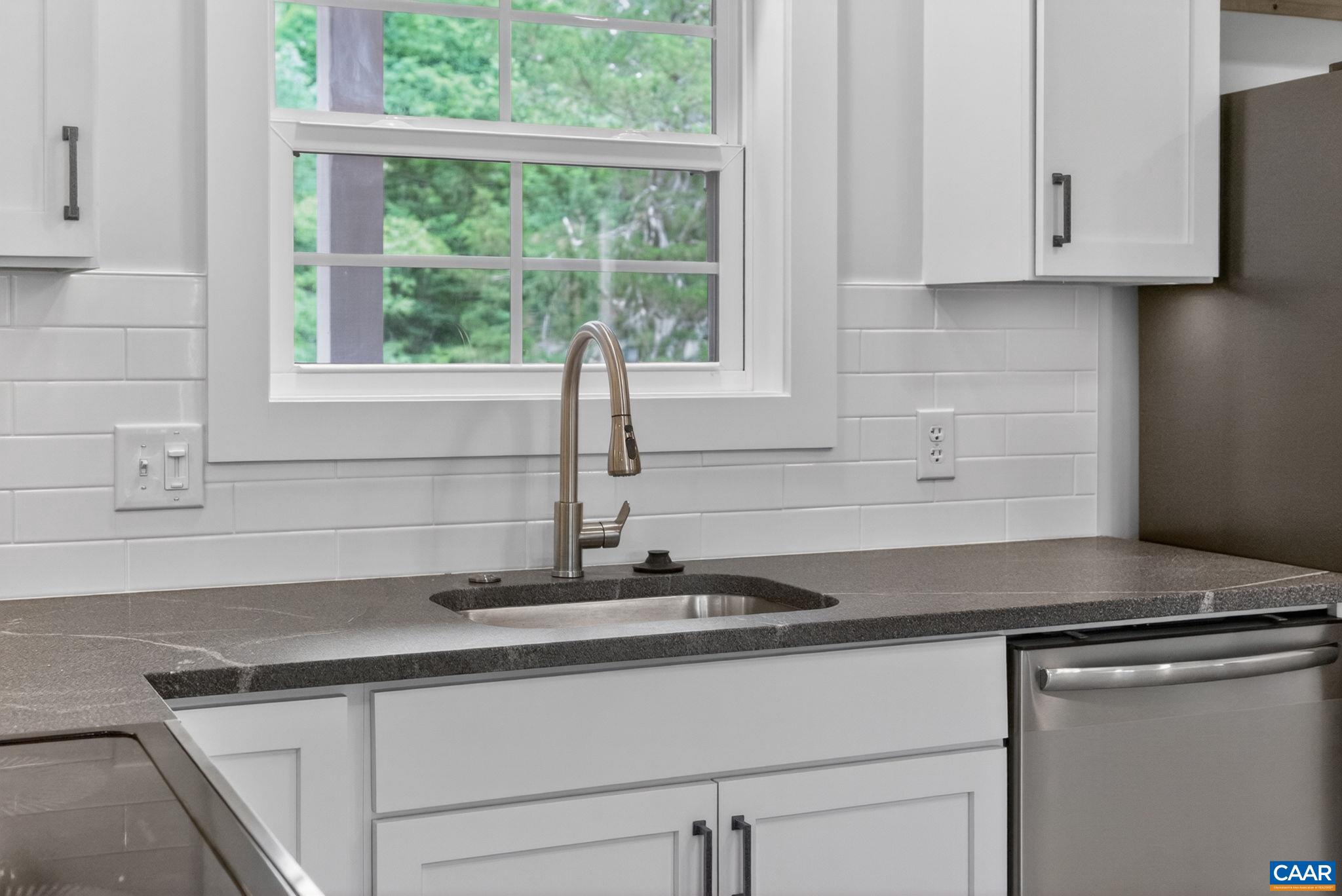 224 Turkey Ridge Road Charlottesville, VA 22903 - Photo 5 of 23