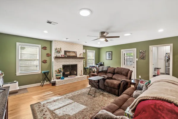 $400,000 | 37 North Century Street, Memphis, TN 38111