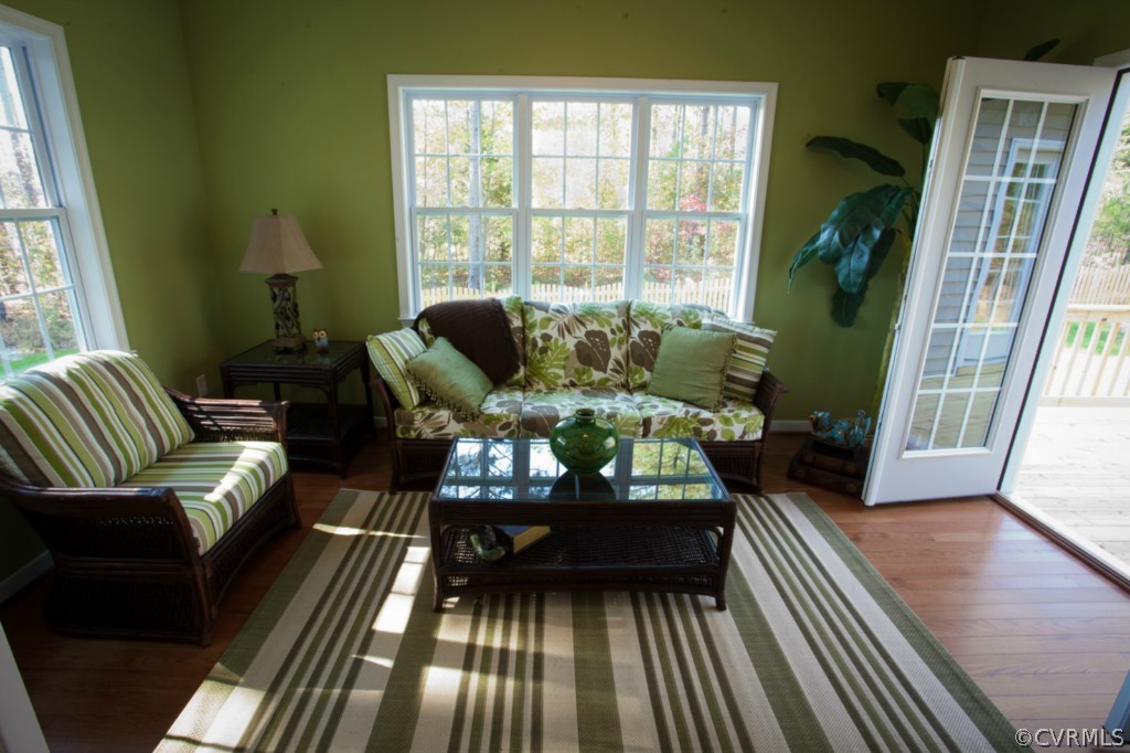 11400 Avening Road Midlothian, VA 23112 - Photo 5 of 10 a living room with furniture and a large window