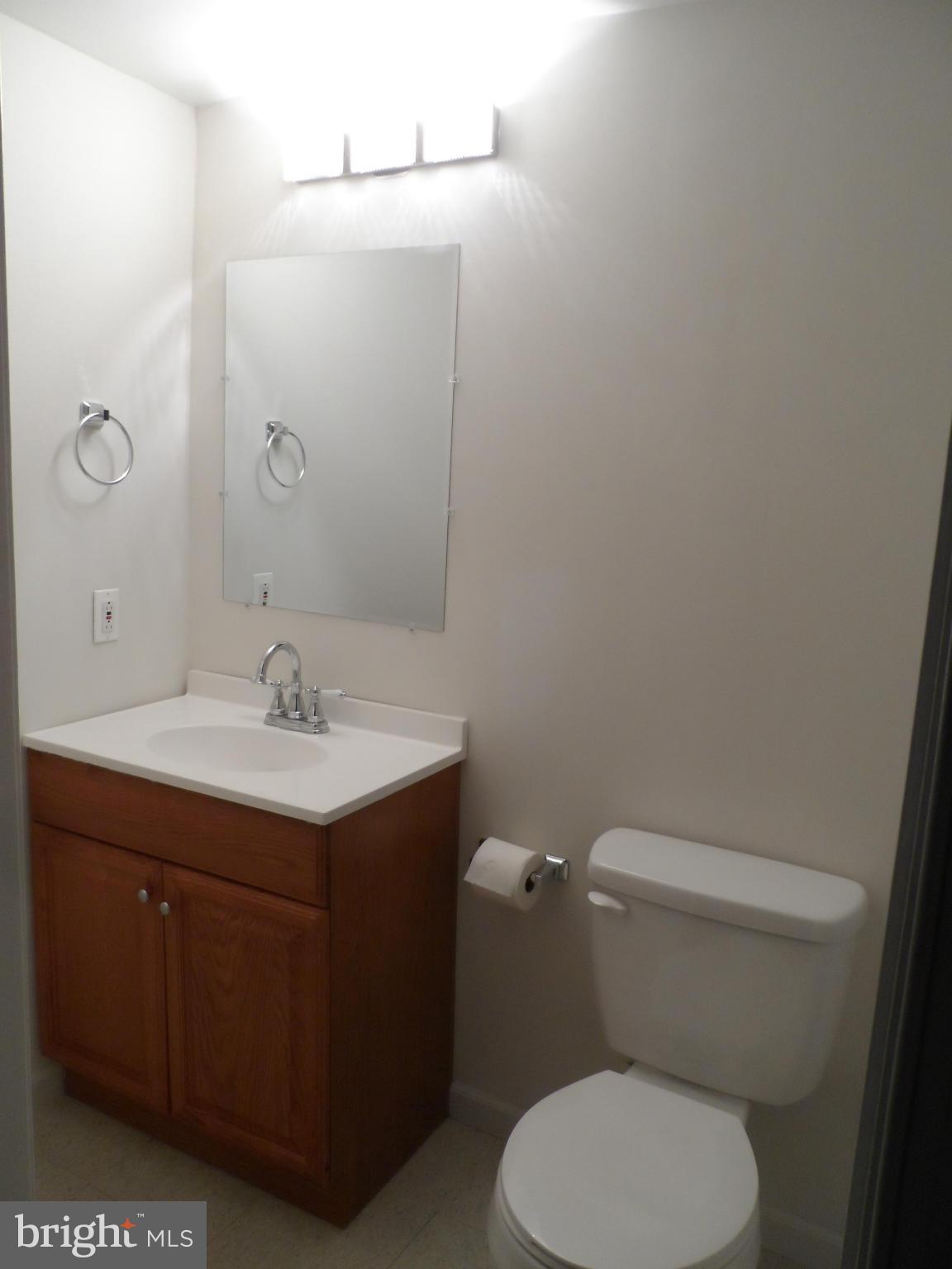 4432 Norfen Road Baltimore, MD 21227 - Photo 14 of 15 Bath
