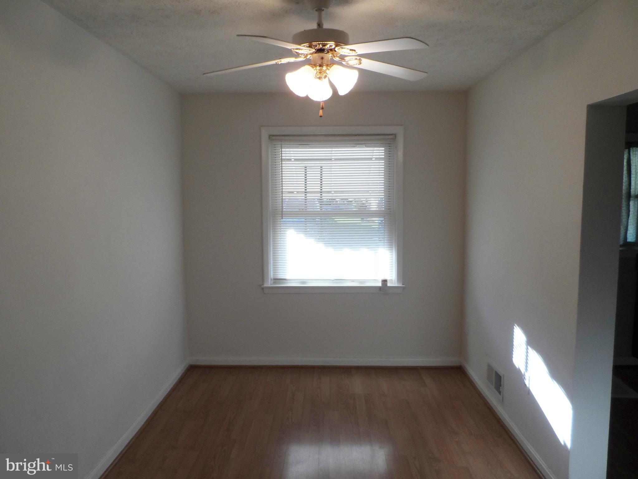 4432 Norfen Road Baltimore, MD 21227 - Photo 7 of 15 Dining Room