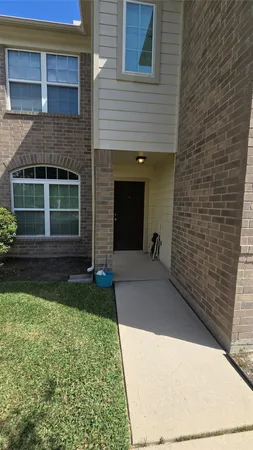 $2,000 | 14819 Isle Of Pines Court, Houston, TX 77049