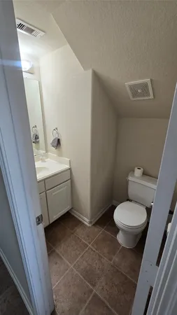 $2,000 | 14819 Isle Of Pines Court, Houston, TX 77049