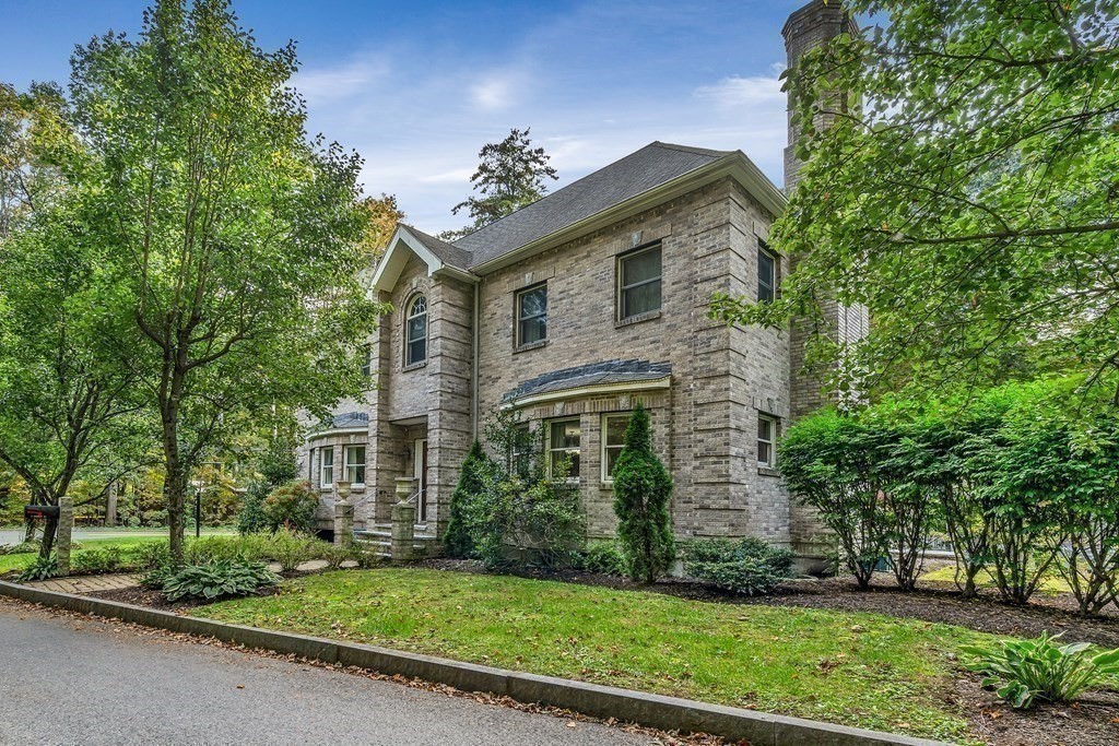 3 Goodnow Road Sudbury, MA 01776 - Photo 2 of 34 a front view of a house with a yard