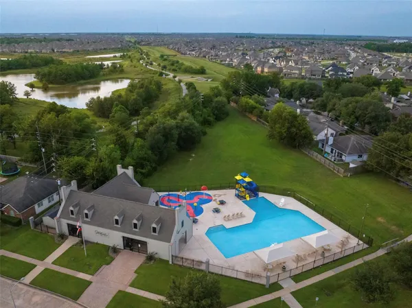 $325,000 | 2206 Cambridge Dale Court, Katy, TX 77493