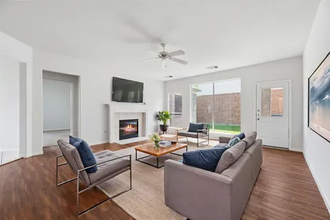 $325,000 | 2206 Cambridge Dale Court, Katy, TX 77493