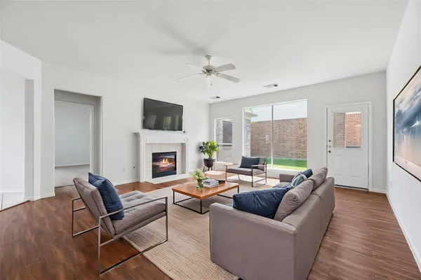 $325,000 | 2206 Cambridge Dale Court, Katy, TX 77493