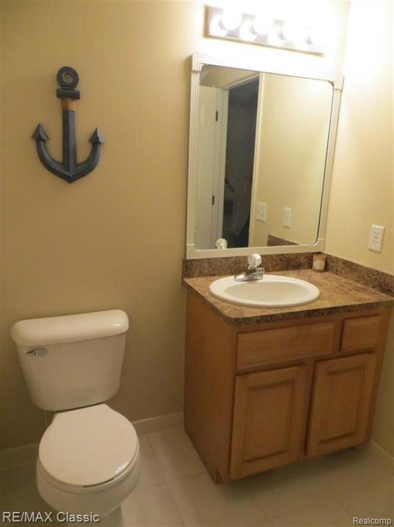 2065 Rochelle Park Drive Rochester Hills, MI 48309 - Photo 13 of 17