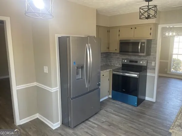 $255,900 | 115 Meadowland Trail, LaGrange, GA 30240