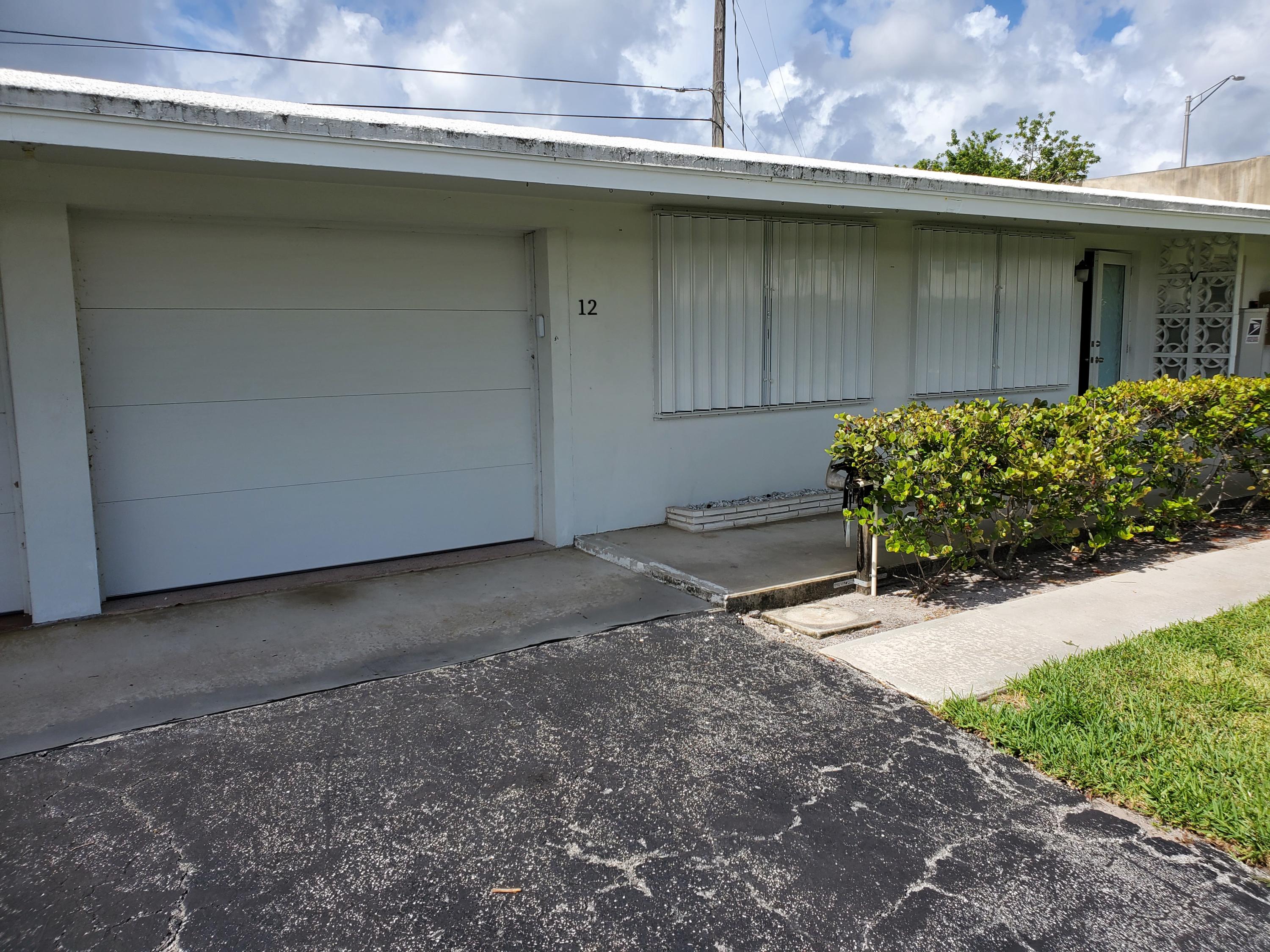 721 Ridge Road, Unit 12 Lantana, FL 33462 - Photo 4 of 19 Front