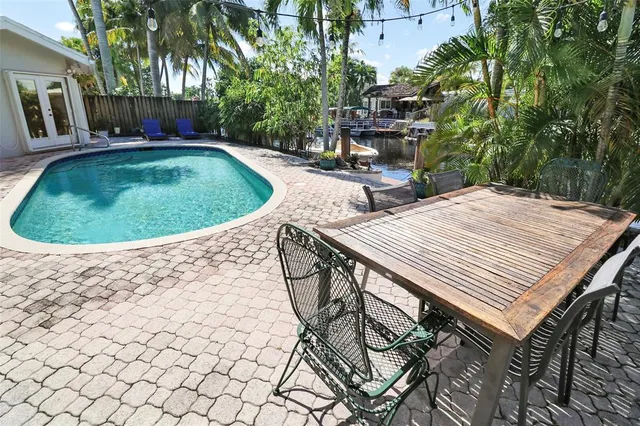 a view of a garden with plants