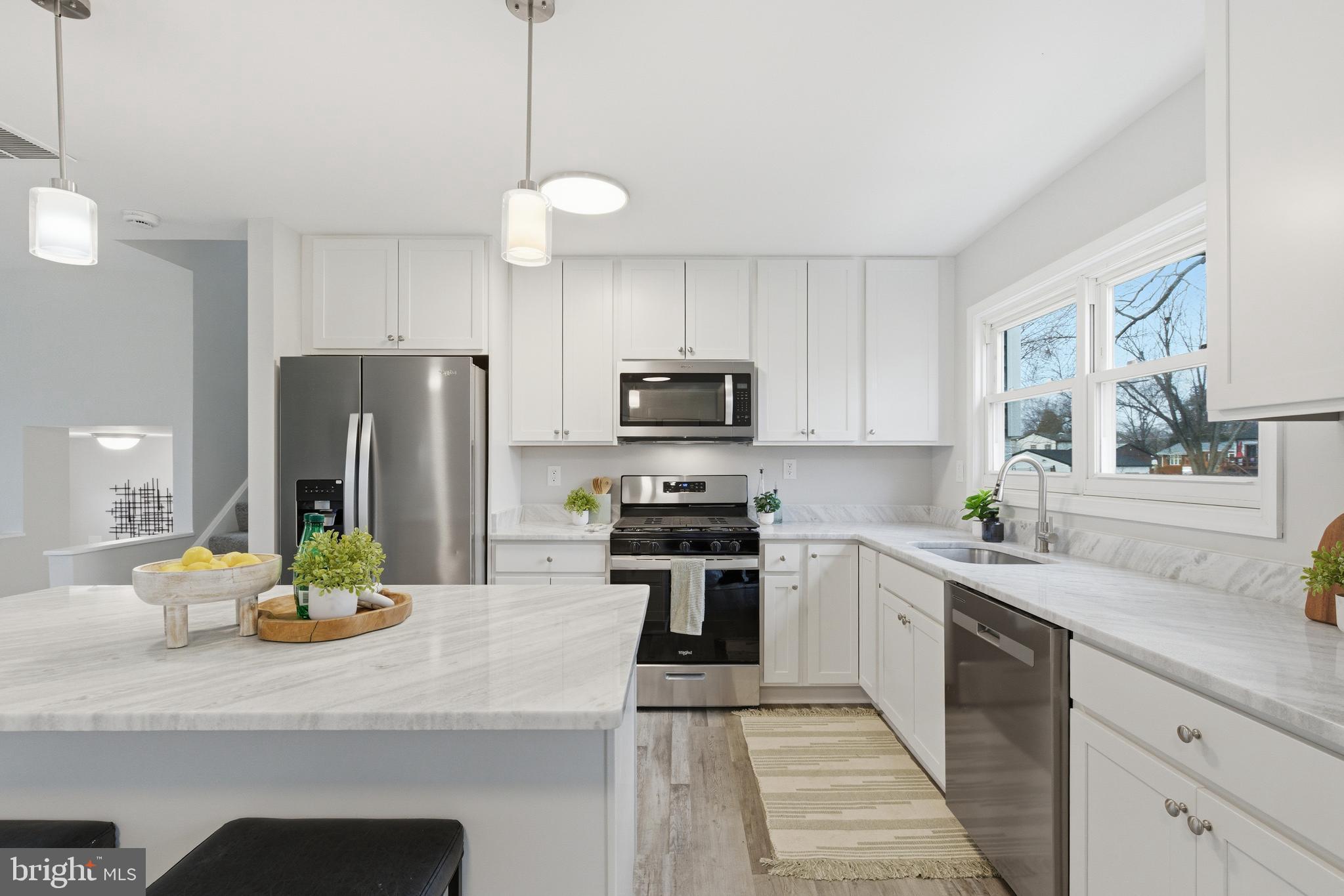 9505 Pryde Drive Clinton, MD 20735 - Photo 10 of 24 kitchen