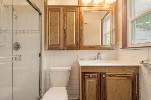 $235,000 | 12912 Bristol Circle, Grandview, MO 64030