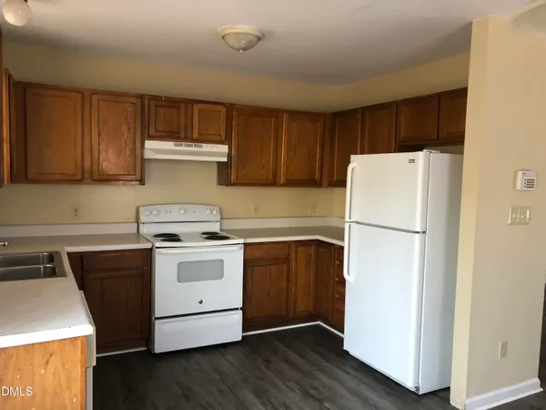 $1,600 | 200 North Franklin Street, Wake Forest, NC 27587