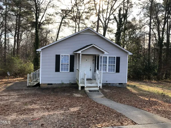 $1,600 | 200 North Franklin Street, Wake Forest, NC 27587