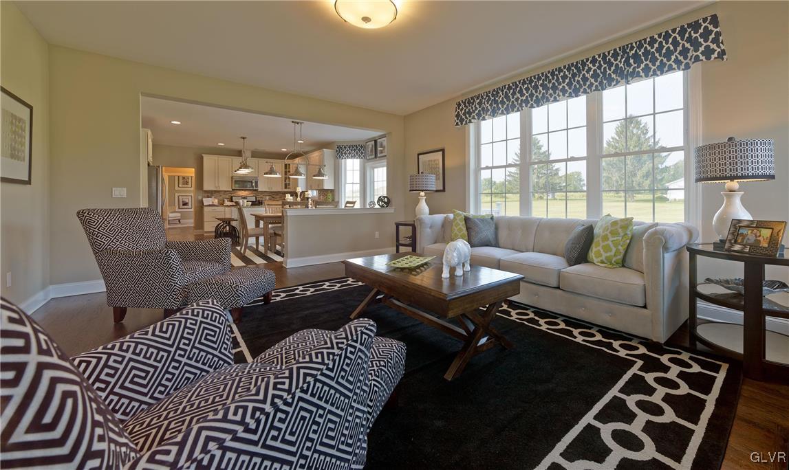 4595 Fairway Road Bethlehem, PA 18020 - Photo 4 of 18 Gallery Image 4
