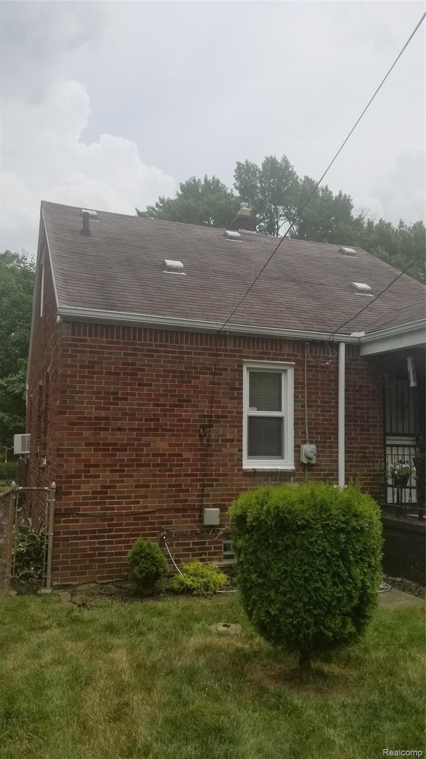 11845 Riad Street Detroit, MI 48224 - Photo 45 of 51 20190718_150047.jpg