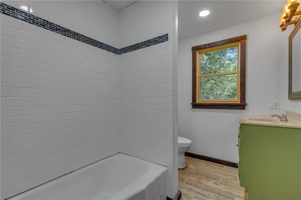 485 Frankfort Road Monaca, PA 15061 - Photo 13 of 42 Gallery Image 13