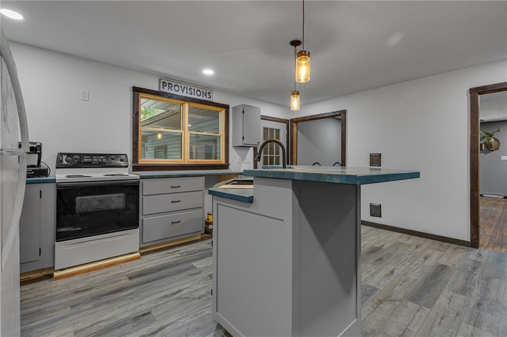 485 Frankfort Road Monaca, PA 15061 - Photo 3 of 42 Gallery Image 3