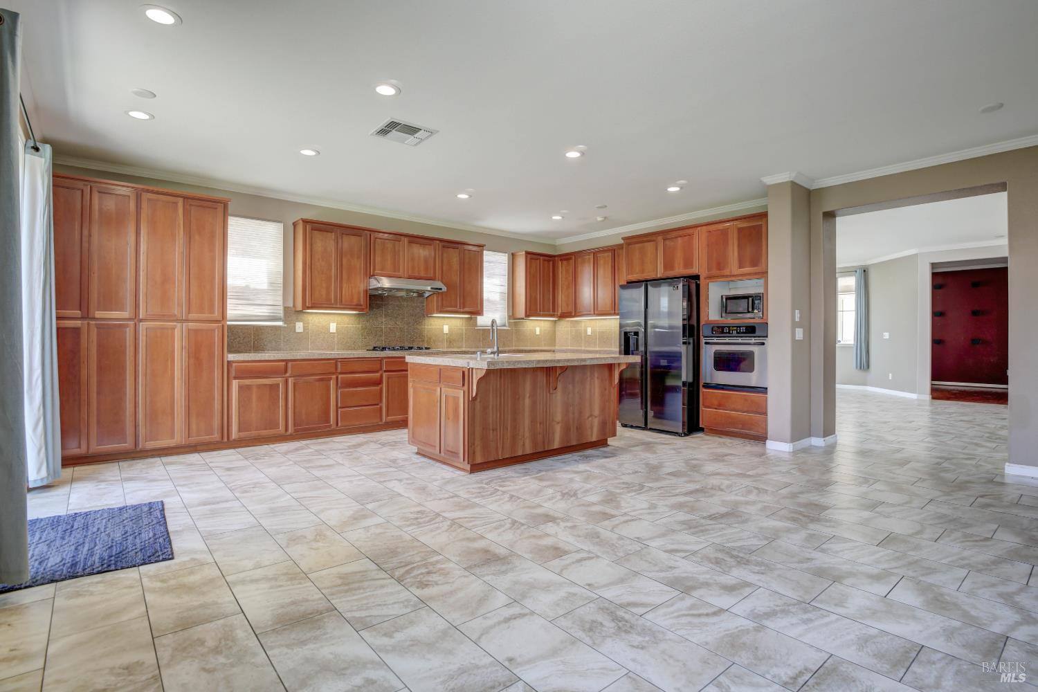 2418 Ridgewood Circle Fairfield, CA 94534 - Photo 21 of 53