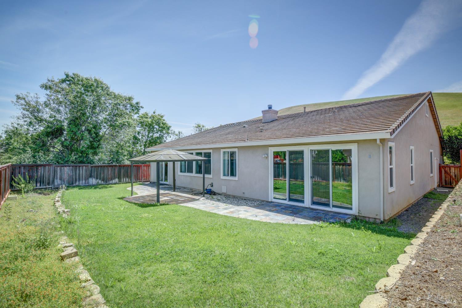 2418 Ridgewood Circle Fairfield, CA 94534 - Photo 4 of 53