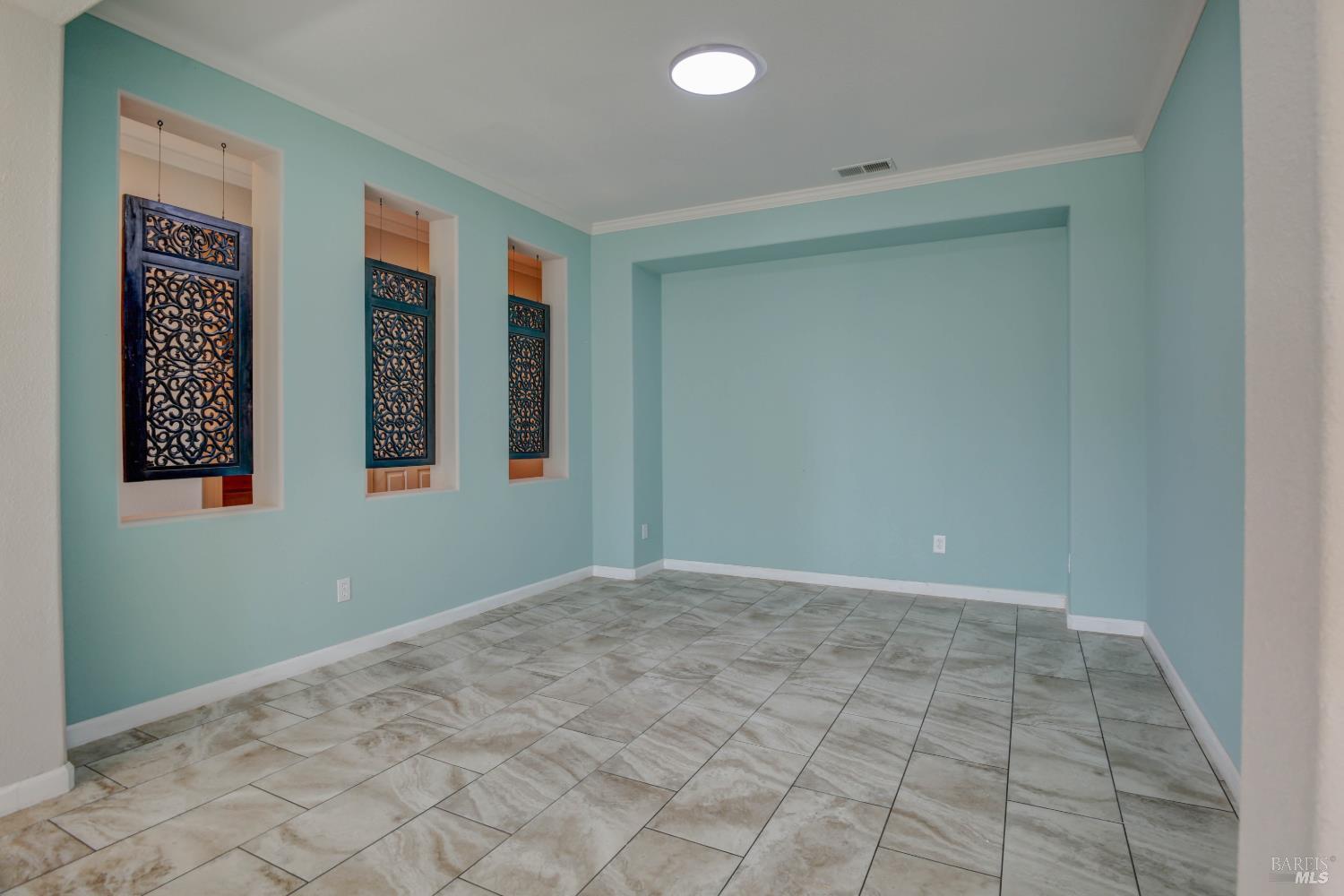 2418 Ridgewood Circle Fairfield, CA 94534 - Photo 6 of 53