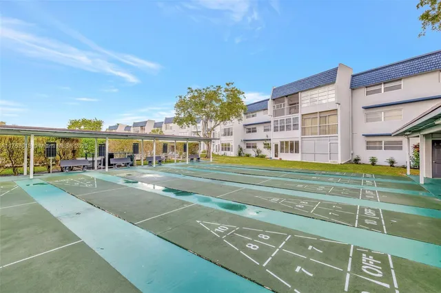 $1,650 | 7897 Golf Cir Drive, Unit 309, Margate, FL 33063