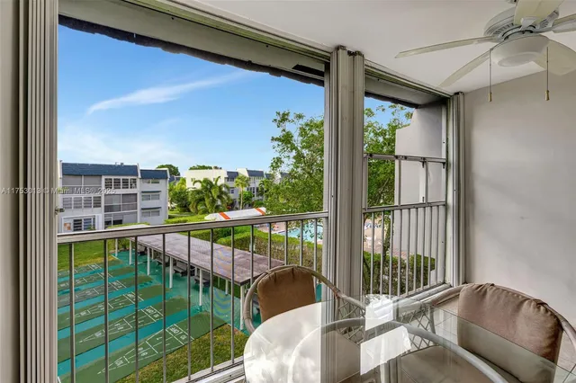 $1,650 | 7897 Golf Cir Drive, Unit 309, Margate, FL 33063