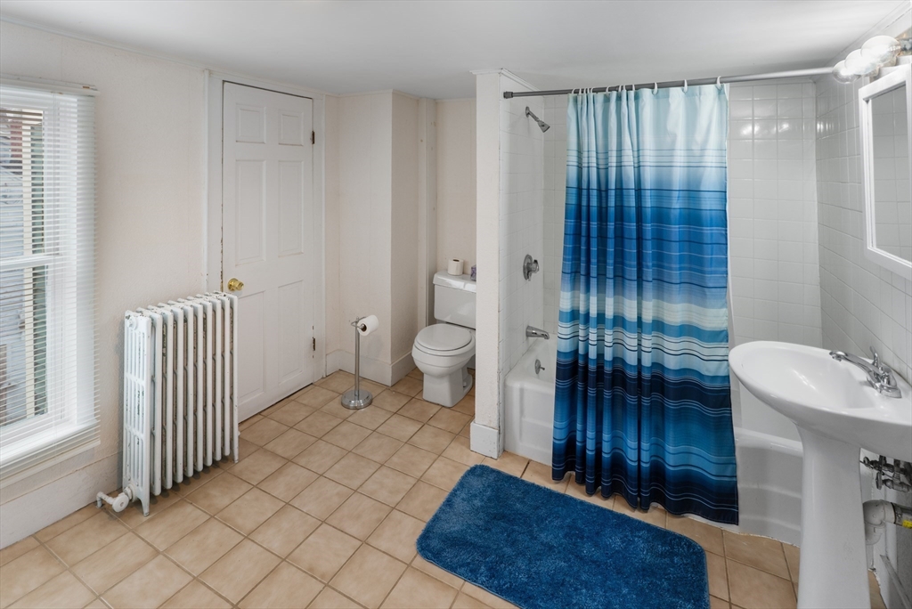 37 East Main Street Georgetown, MA 01833 - Photo 17 of 26