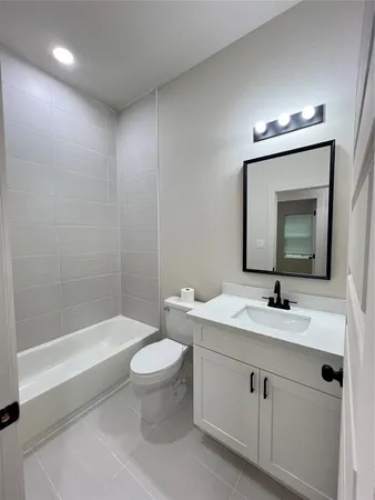 $1,800 | 9711 Cargill Street, Unit B, Houston, TX 77029