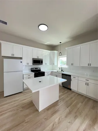 $1,800 | 9711 Cargill Street, Unit B, Houston, TX 77029