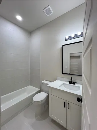 $1,800 | 9711 Cargill Street, Unit B, Houston, TX 77029