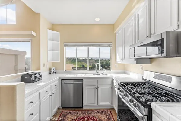 $4,260 | 28733 La Siena, Laguna Niguel, CA 92677