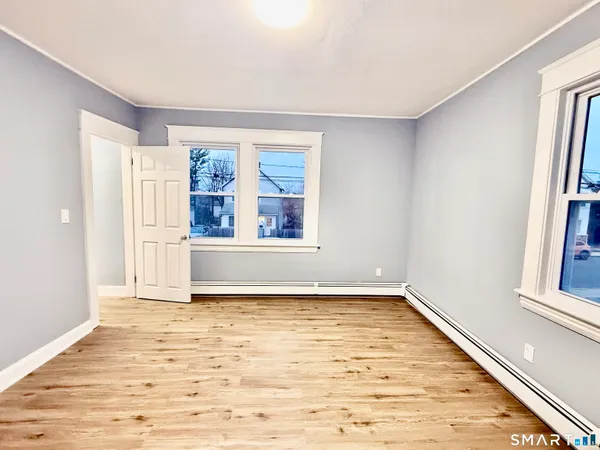 $3,595 | 85 Avery Street, Stamford, CT 06902
