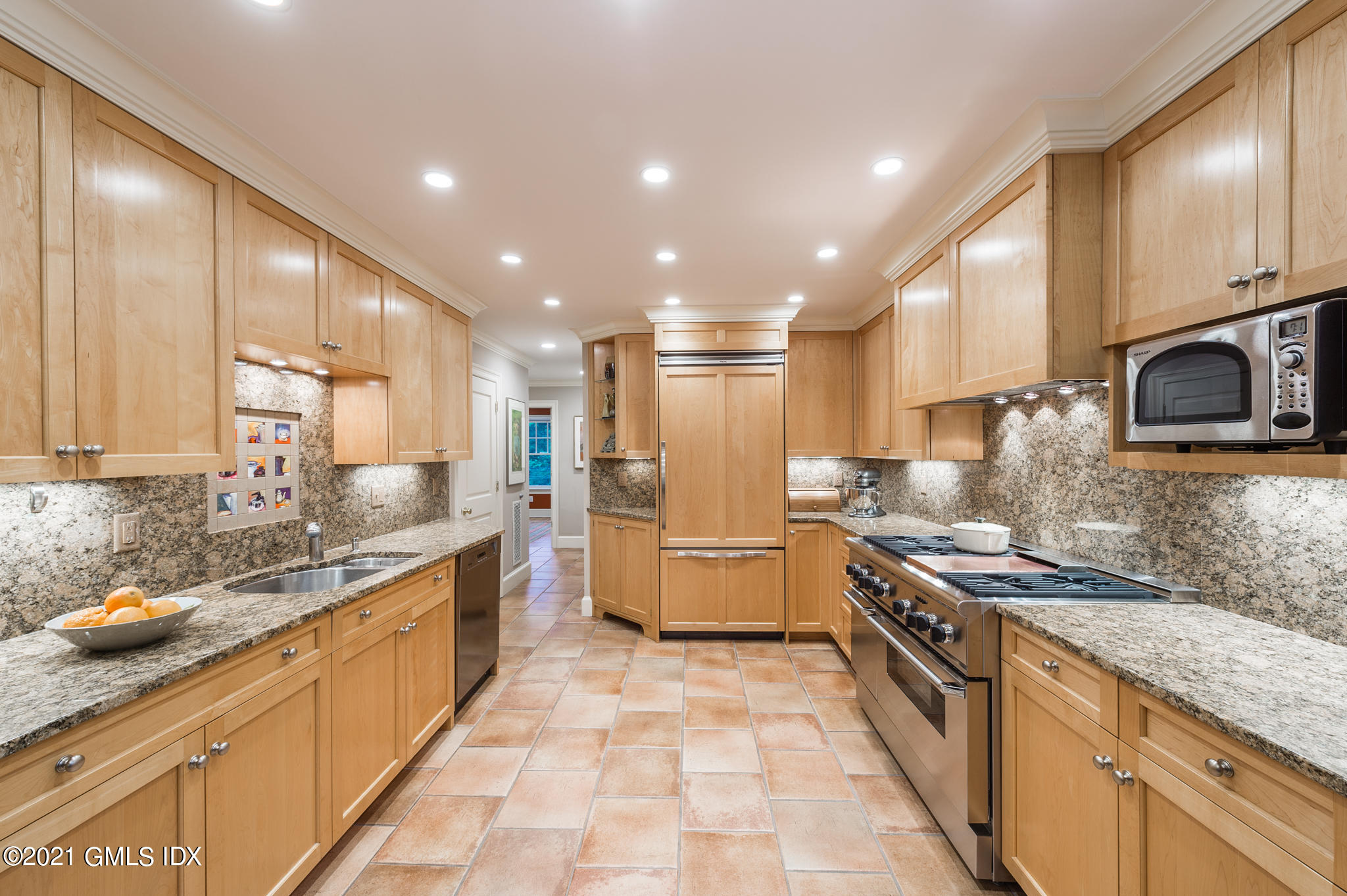 Kitchen 1