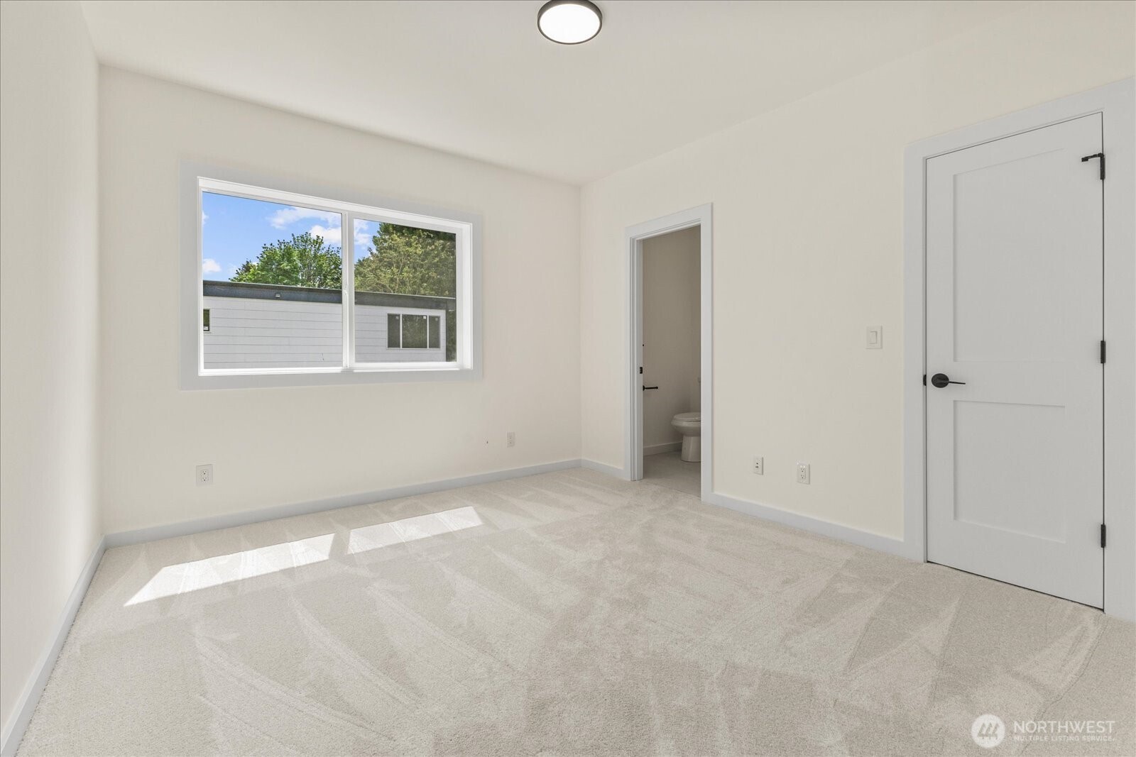 228 Southwest 183rd Street Normandy Park, WA 98166 - Photo 34 of 36